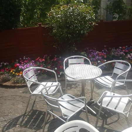 פארנבורו The Silverdale . מראה חיצוני תמונה